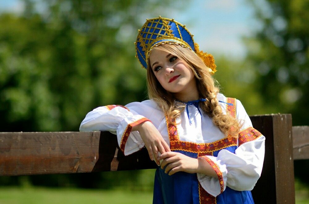Photo Slavic girls in Taif