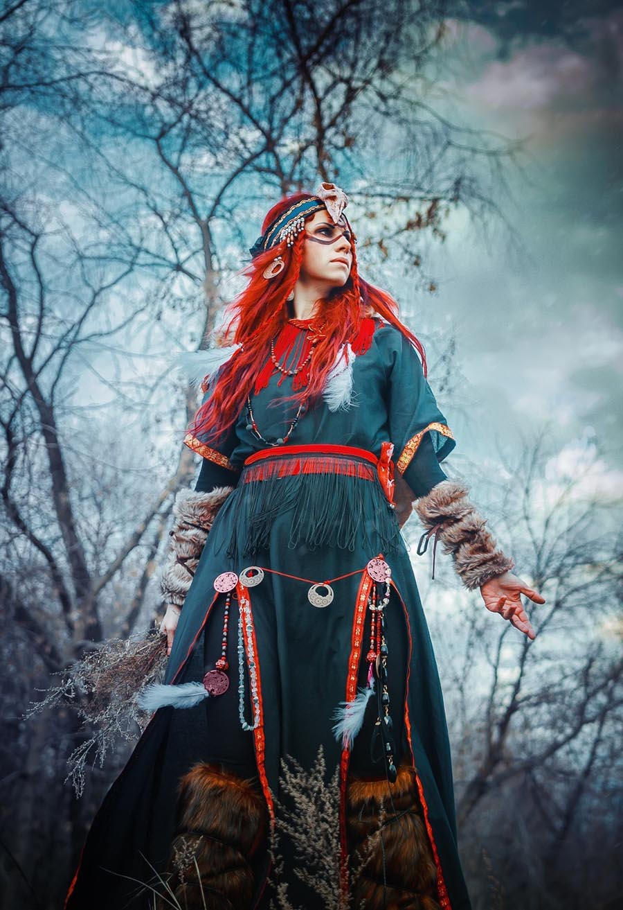 Girls in Slavic costumes underwear in Taif