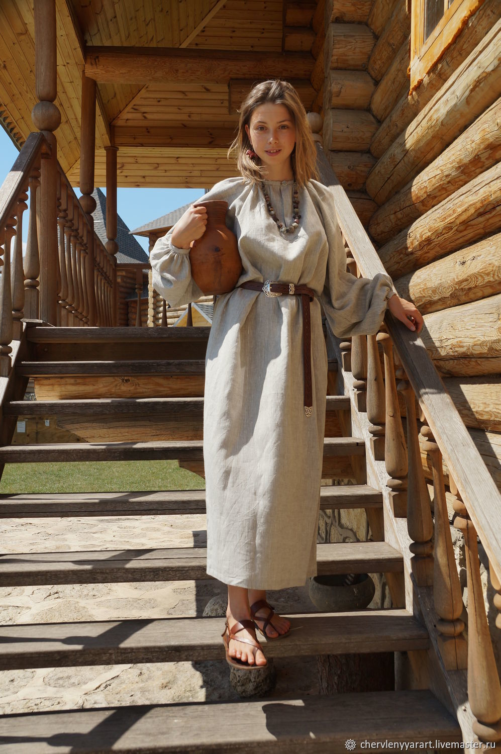 Girls in Slavic costumes in Taif